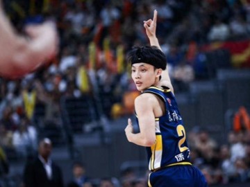 开云体育在线-广东惜败之夜还需理性看待！徐杰低迷另有他因，麦考尔验货成功！